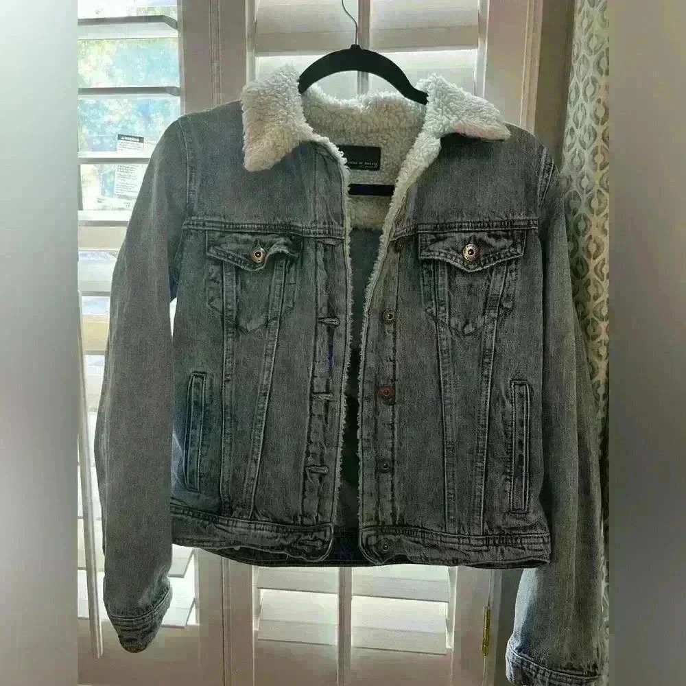 Articles of Society Los Angeles Denim  Jacket with Faux Fur detail